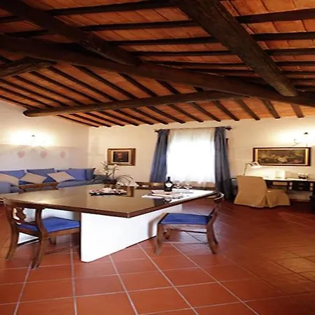 Vintage Mansion In Montepulciano With Pool