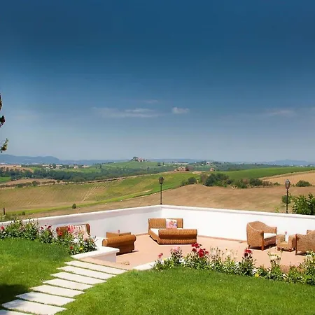 Vintage Mansion In Montepulciano With Pool